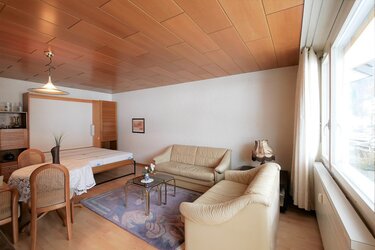 Wohnzimmer mit Klapp-Bett - Wohnung - Engelberg