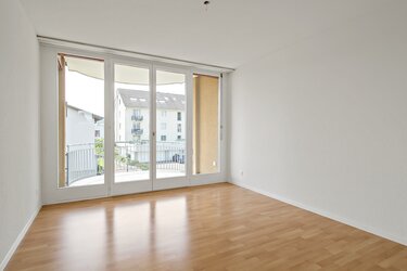 Zimmer 14m2 - Wohnung - Udligenswil
